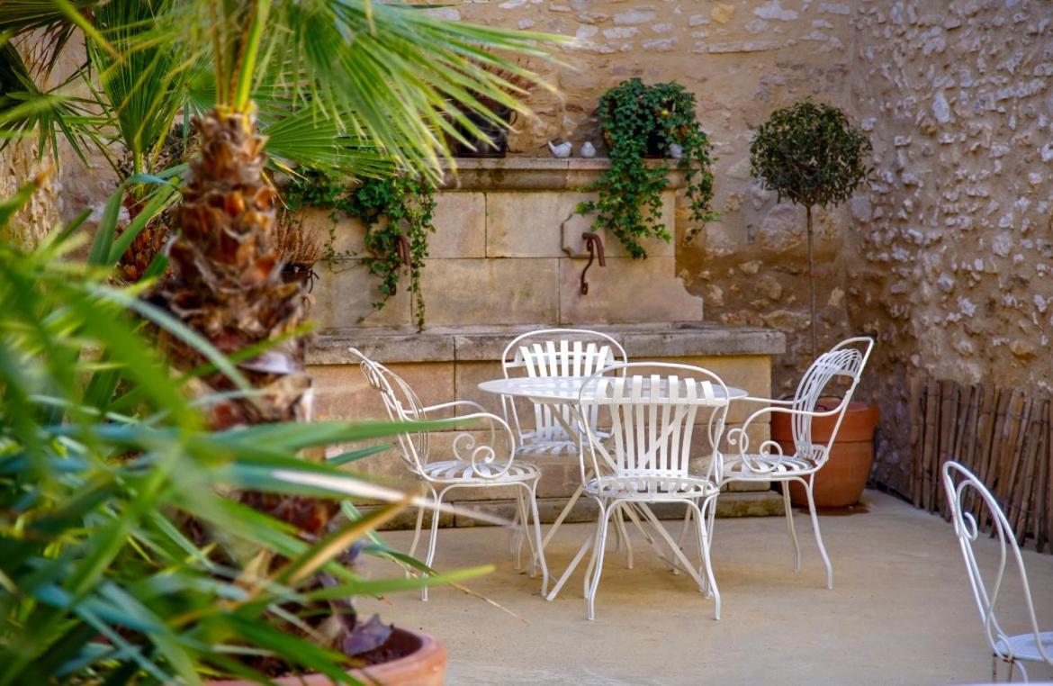 Le 215 Gambetta Boutique Hotel En Provence Cavaillon Exteriör bild